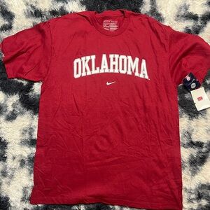 Nike Oklahoma T-Shirt - NWT